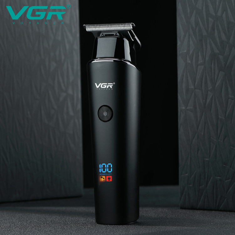 ماشین اصلاح موی سر و صورت وی جی ار مدل 937، اصلاح به صورت تریمر، منبع انرژی باتری قابل شارژ، تکنولوژی اصلاح به صورت برش مستقیم، اندازه اصلاح 0.5 میلیمتری، مدت زمان شارژ 480 دقیقه و مدت زمان استفاده پس از شارژ 500 دقیقه، دارای نمایشگر دیجیتال و حالت توربو