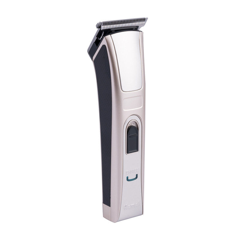ماشین اصلاح سر و صورت کیمی مدل KM-5017، منبع انرژی باتری قابل شارژ، تکنولوژی اصلاح به صورت برش مستقیم، اندازه اصلاح 0.5 میلیمتری، مدت زمان شارژ 120 دقیقه و مدت زمان استفاده پس از شارژ 45 دقیقه، به همراه 4 عدد شانه، روغن، قابل شستشو، ضد حساسیت