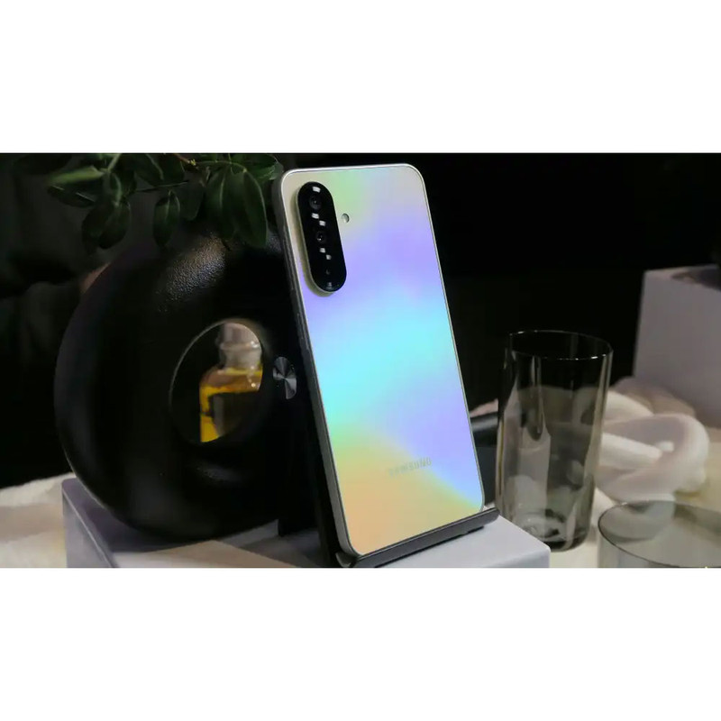 گوشی موبایل سامسونگ مدل Galaxy A36 دو سیم کارت ظرفیت 256 گیگابایت و رم 12 گیگابایت - ویتنام